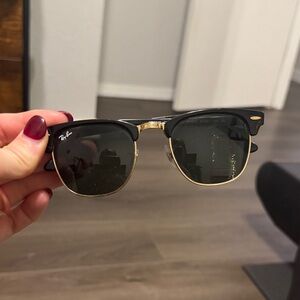 Ray Ban RB3016 Clubmaster Classic Sunglasses Black